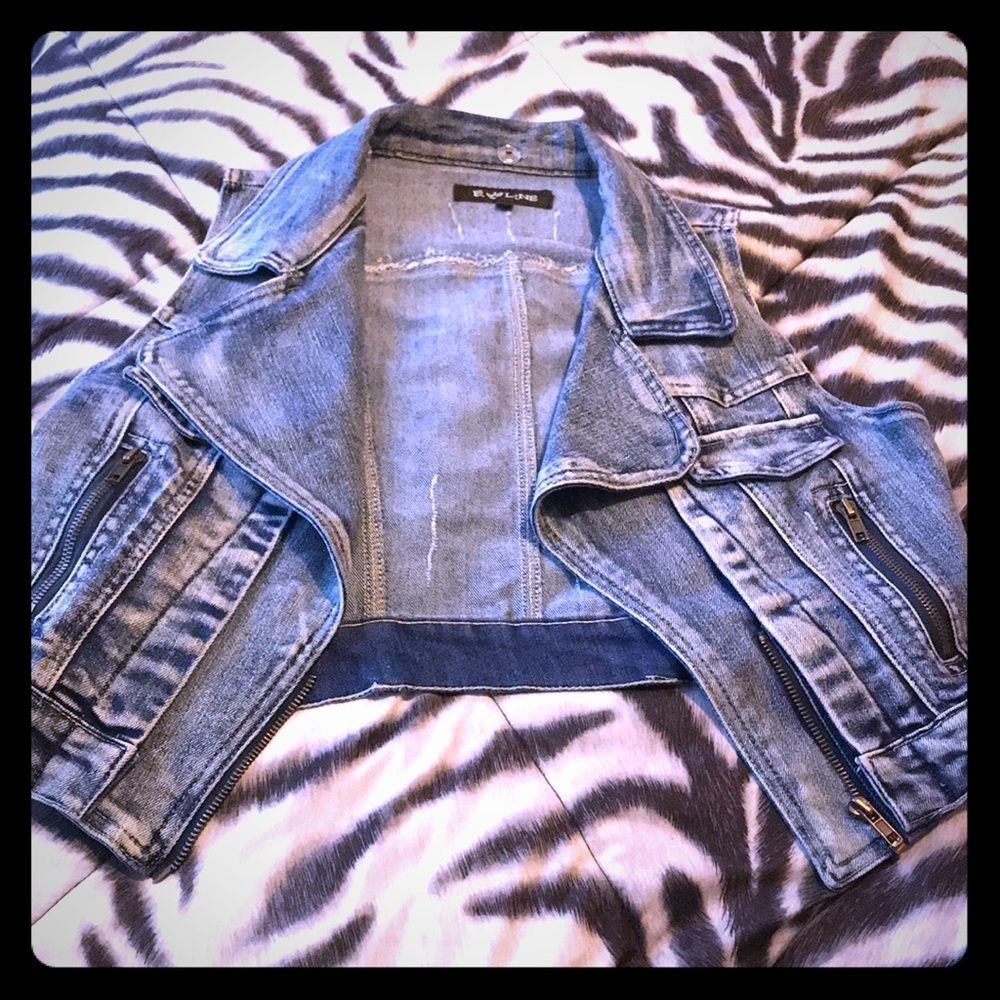 Jean Vest